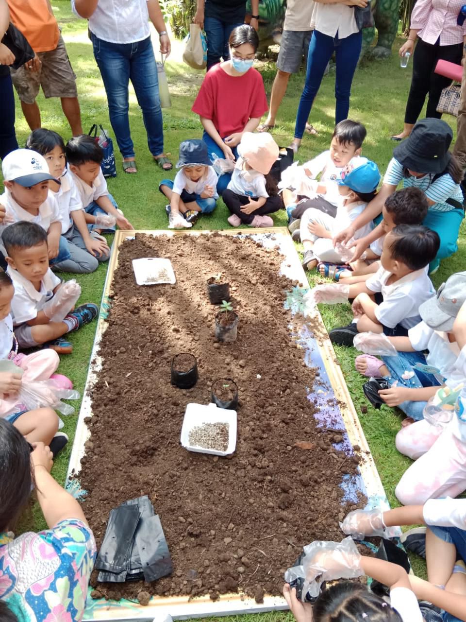 PAUD Aktivitas Indoor Outdoor Di Tk Lingga Mukti